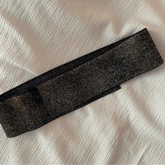 Authentic Chanel Gift Ribbon - Picture 3 of 4